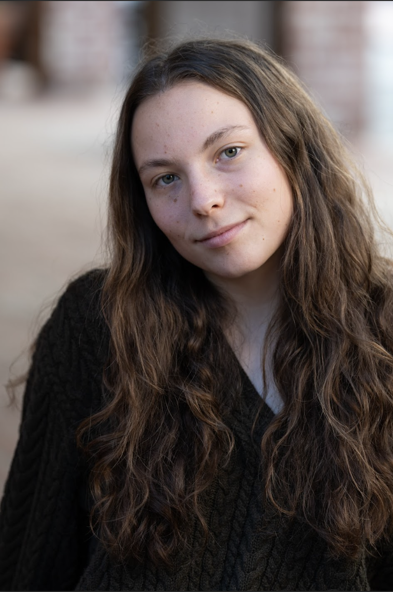 Ashley Calza Professional Headshot